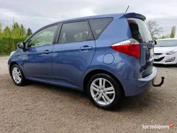 Niebieski Używany 2013 Toyota Verso-S Minivan | 34 900 zł