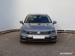 Srebrny Używany 2018 VW Passat Kombi | 77 499 zł (Dość drogi)