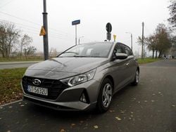 Brązowy Używany 2021 Hyundai i20 Hatchback | 46 900 zł (Uczciwa cena)
