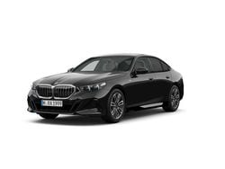 Czarny szafir metalizowany Używany 2025 BMW 540 Comfort Edition Sedan/Limuzyna | 349 900 zł (Super Cena)