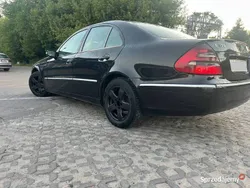 Używany 2003 Mercedes E220 | 9900 zł