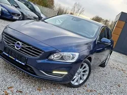 Granatowy Używany 2015 Volvo V60 Kombi | 48 900 zł (Uczciwa cena)