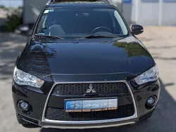 Czarny Używany 2010 Mitsubishi Outlander SUV | 25 990 zł (Uczciwa cena)