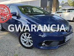 Granatowy Używany 2018 Toyota Auris Hybrid Hatchback | 46 900 zł (Uczciwa cena)