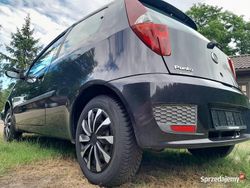 Czarny Używany 2004 Fiat Punto Hatchback | 1999 zł (Uczciwa cena)