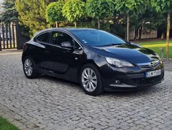Czarny Używany 2014 Opel Astra GTC Coupe | 36 900 zł