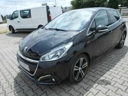 Czarny Używany 2018 Peugeot 208 Hatchback | 36 500 zł (Uczciwa cena)