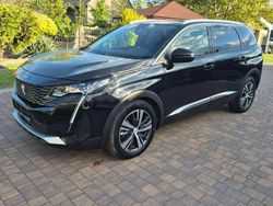 Czarny Używany 2023 Peugeot 5008 Minivan | 93 700 zł (Super Cena)