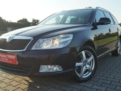 Czarny Używany 2010 Skoda Octavia Kombi | 21 900 zł (Uczciwa cena)