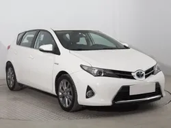 Biały Używany 2013 Toyota Auris Hatchback | 47 999 zł (Uczciwa cena)