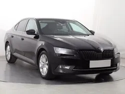 Czarny Używany 2016 Skoda Superb Hatchback | 61 499 zł (Dobra cena)