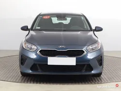 Niebieski Używany 2020 Kia Ceed Hatchback | 48 999 zł (Uczciwa cena)