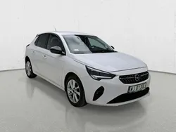 Biały Używany 2022 Opel Corsa Hatchback | 31 600 zł