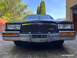 Niebieski Używany 1990 Cadillac Deville Sedan/Limuzyna | 34 000 zł