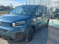 Niebieski (metalik) Nowe 2024 Citroën Berlingo Minivan | 145 900 zł