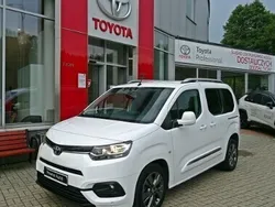 Biały Używany 2021 Toyota Proace Verso City Kombi | 127 900 zł