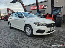 Biały Używany 2017 Fiat Tipo Hatchback | 23 500 zł (Uczciwa cena)