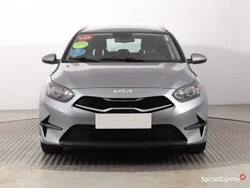 Szary Używany 2022 Kia Ceed Kombi | 70 999 zł (Uczciwa cena)