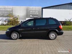 Czarny Używany 2004 Chrysler Voyager Minivan | 6000 zł (Uczciwa cena)