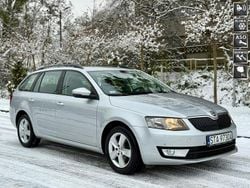Srebrny Używany 2016 Skoda Octavia Kombi | 35 400 zł (Dobra cena)
