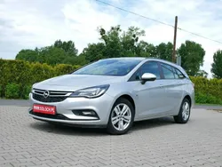 Srebrny Używany 2019 Opel Astra Kombi | 46 900 zł (Uczciwa cena)