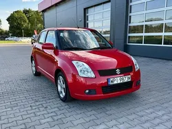Czerwony (metalik) Używany 2007 Suzuki Swift Hatchback | 13 900 zł (Uczciwa cena)