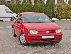 Czerwony Używany 2001 VW Golf IV Hatchback | 3700 zł (Uczciwa cena)