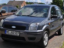 Szary Używany 2004 Ford Fusion Hatchback | 7500 zł (Uczciwa cena)