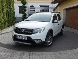 Biały Używany 2017 Dacia Sandero Stepway Hatchback | 33 900 zł (Uczciwa cena)