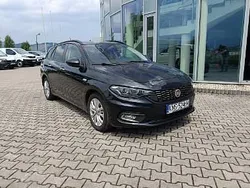 Czarny (metalik) Używany 2017 Fiat Tipo Easy Kombi | 33 500 zł (Dobra cena)