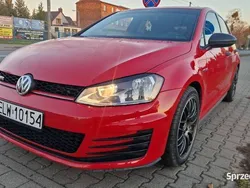 Czerwony Używany 2017 VW Golf VII GTI Hatchback | 78 500 zł (Uczciwa cena)