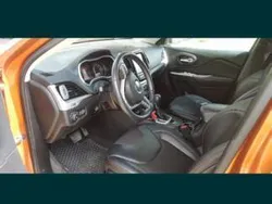 Pomarańczowy Używany 2016 Jeep Cherokee Trailhawk SUV | 65 000 zł