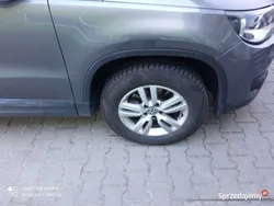 Szary Używany 2015 VW Tiguan SUV | 48 500 zł (Super Cena)