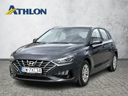 Szary (metalik) Używany 2023 Hyundai i30 Hatchback | 63 500 zł (Dobra cena)