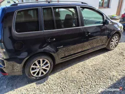 Używany 2009 VW Touran Minivan | 10 500 zł (Dobra cena)