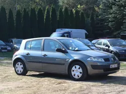 Szary Używany 2005 Renault Mégane II Hatchback | 3000 zł (Uczciwa cena)
