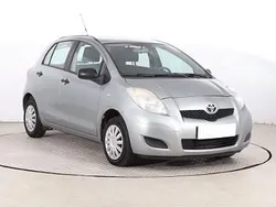 Srebrny Używany 2011 Toyota Yaris Hatchback | 14 999 zł (Dobra cena)