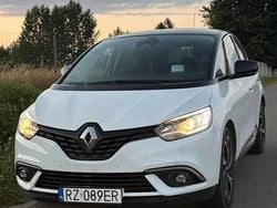 Biały Używany 2020 Renault Scénic IV Minivan | 54 500 zł (Uczciwa cena)