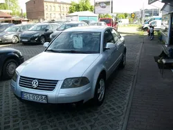 Srebrny Używany 2001 VW Passat Sedan/Limuzyna | 3900 zł