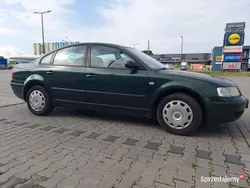 Zielony Używany 1998 VW Passat Sedan/Limuzyna | 5900 zł (Drogi)