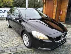 Czarny (metalik) Używany 2017 Volvo V40 Kombi | 42 900 zł (Dobra cena)