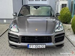 Zielony Używany 2022 Porsche Cayenne Turbo S SUV | 725 000 zł