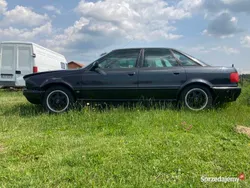 Czarny Używany 1994 Audi 80 Sedan/Limuzyna | 2000 zł