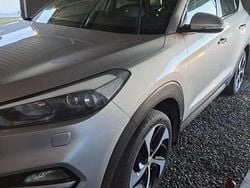 Srebrny Używany 2015 Hyundai Tucson Premium SUV | 49 999 zł (Dobra cena)