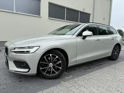 Szary (metalik) Używany 2022 Volvo V60 Kombi | 89 990 zł (Super Cena)