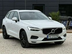 Biały Używany 2021 Volvo XC60 Momentum SUV | 133 900 zł