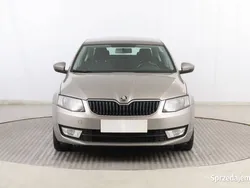 Beżowy Używany 2013 Skoda Octavia Hatchback | 29 999 zł (Dość drogi)