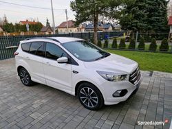 Biały Używany 2017 Ford Kuga ST-Line SUV | 62 900 zł (Uczciwa cena)