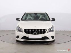 Biały Używany 2015 Mercedes CLA180 Sedan/Limuzyna | 52 999 zł (Uczciwa cena)