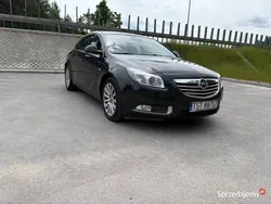 Czarny Używany 2010 Opel Insignia Hatchback | 30 500 zł (Dobra cena)